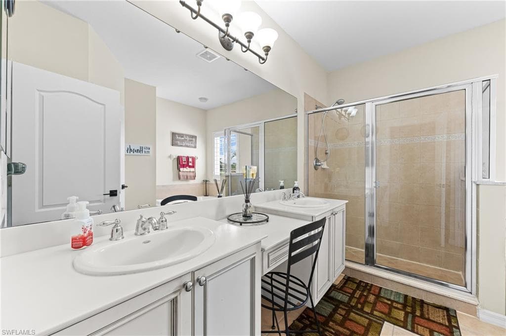 15489 Laguna Hills DR, FORT MYERS FL 33908-24