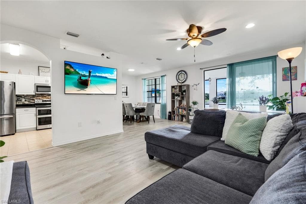 15239 Summit Place CIR # 246, NAPLES FL 34119-8