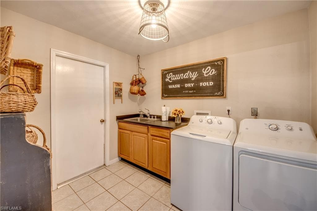 6419 Ben Hogan CIR, NORTH FORT MYERS FL 33917-45