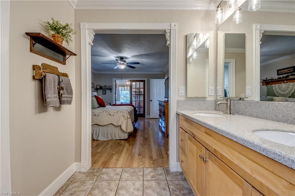 6419 Ben Hogan CIR, NORTH FORT MYERS FL 33917-37