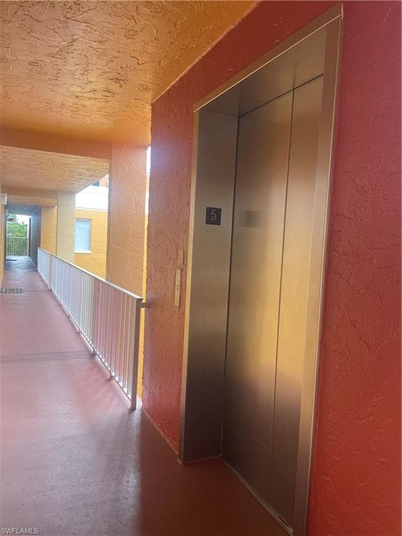 2366 E Mall DR # 521, FORT MYERS FL 33901-1