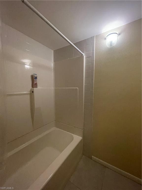 2366 E Mall DR # 521, FORT MYERS FL 33901-16