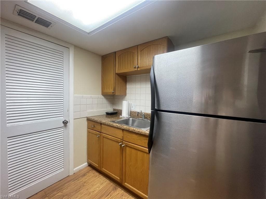 2366 E Mall DR # 521, FORT MYERS FL 33901-6