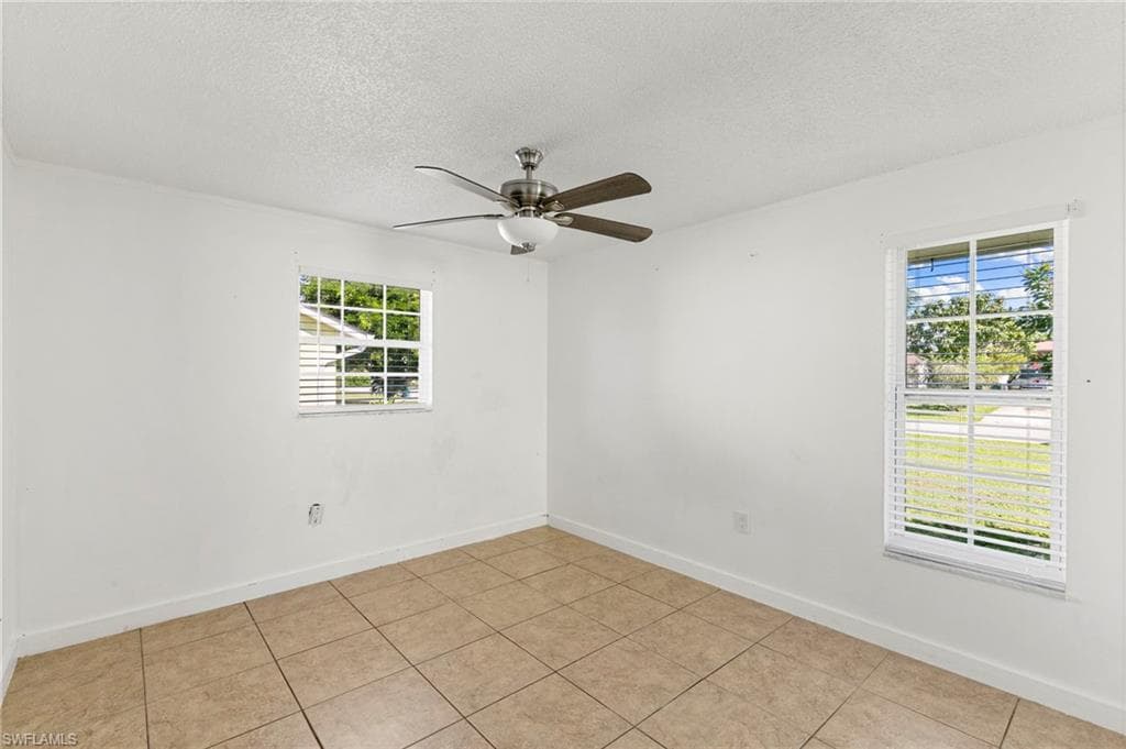 4220 Pearl Harbor DR, NAPLES FL 34112-15