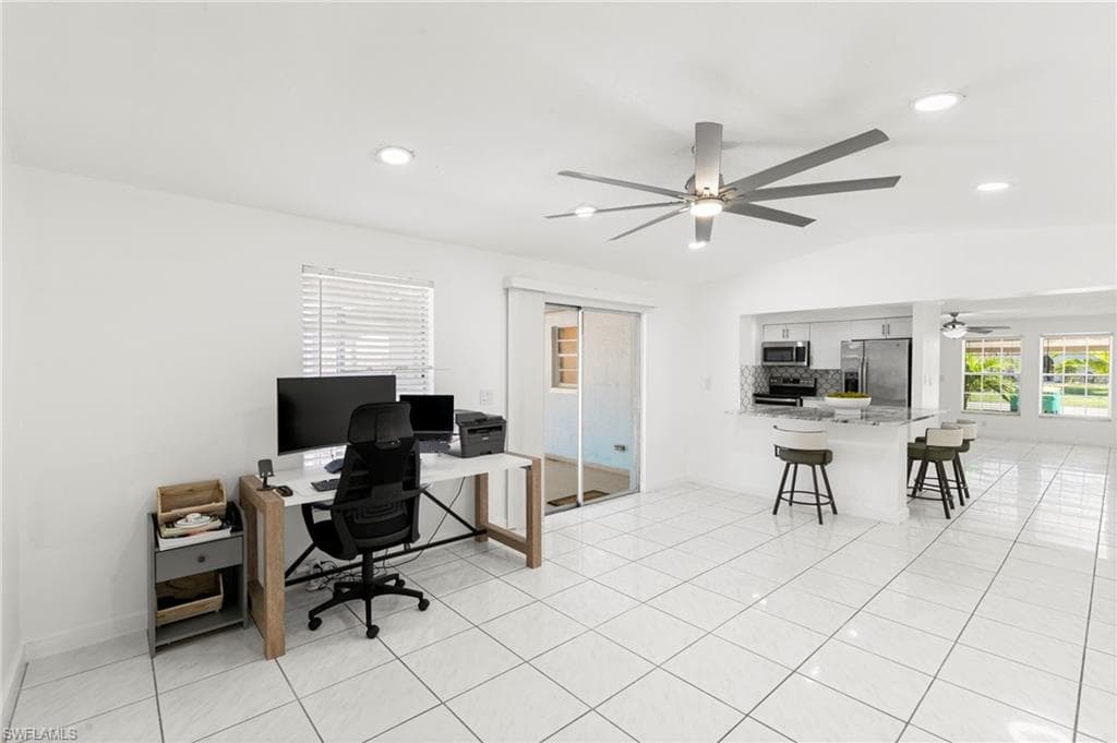 4220 Pearl Harbor DR, NAPLES FL 34112-11