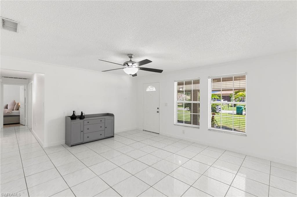 4220 Pearl Harbor DR, NAPLES FL 34112-2