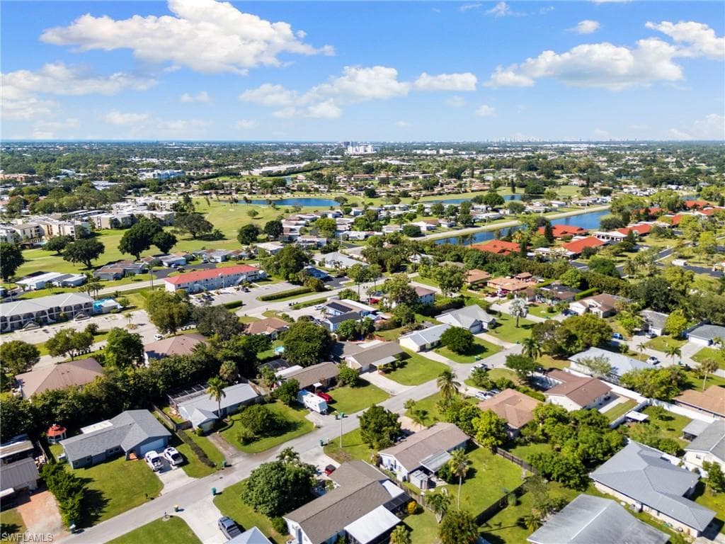 4220 Pearl Harbor DR, NAPLES FL 34112-27