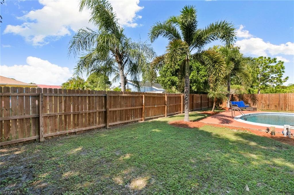 4220 Pearl Harbor DR, NAPLES FL 34112-23