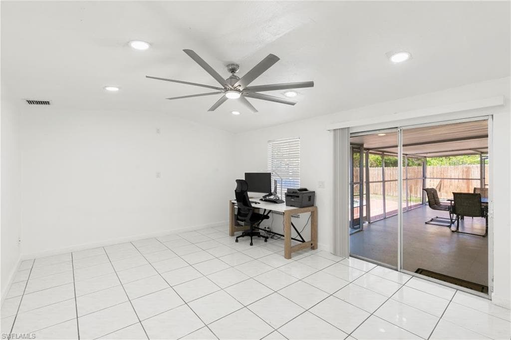 4220 Pearl Harbor DR, NAPLES FL 34112-10
