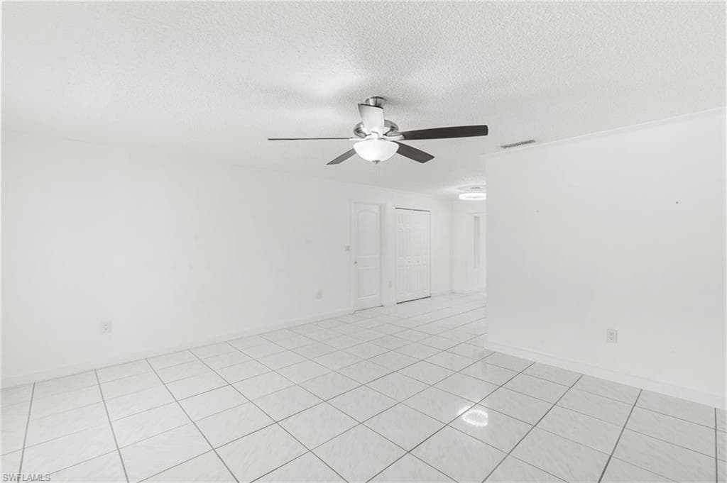 4220 Pearl Harbor DR, NAPLES FL 34112-3