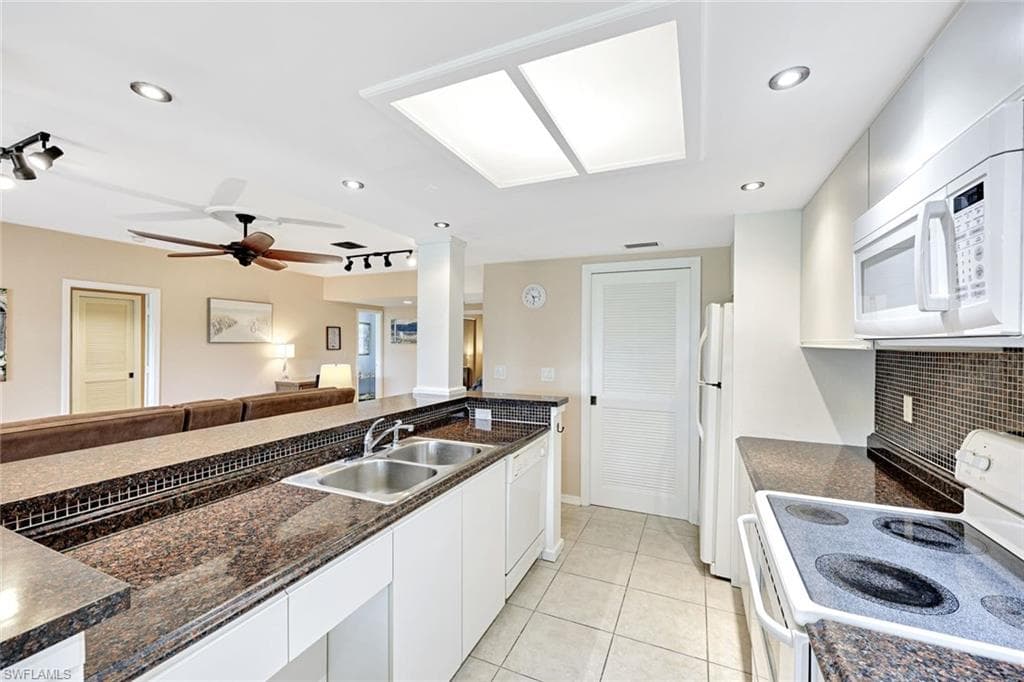 64 4th ST # B201, BONITA SPRINGS FL 34134-6