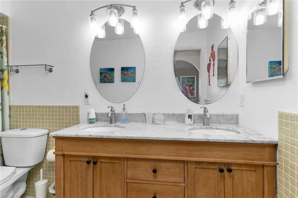 1337 Wisconsin DR, NAPLES FL 34103-19