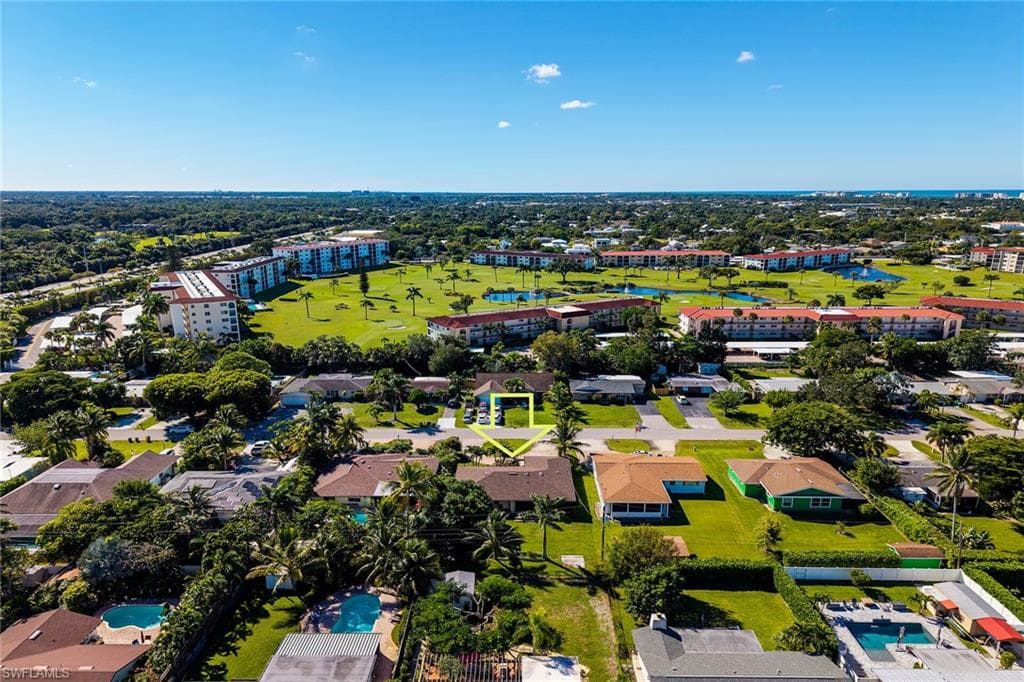 1337 Wisconsin DR, NAPLES FL 34103-33