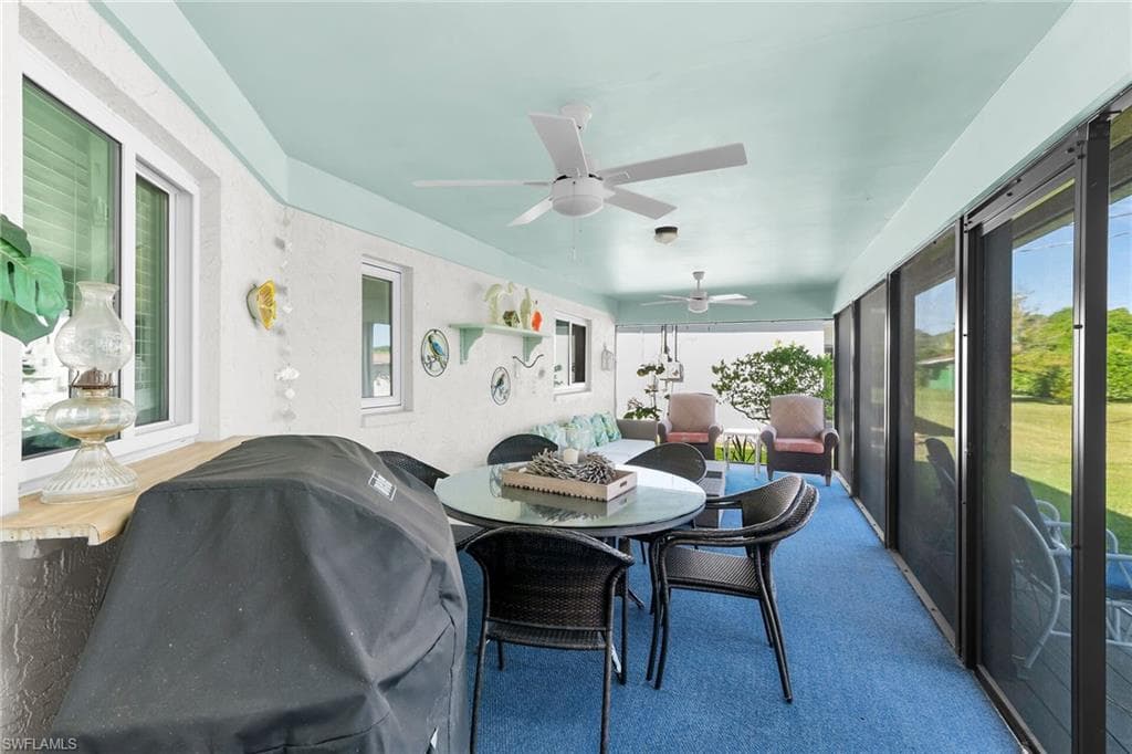 1337 Wisconsin DR, NAPLES FL 34103-24