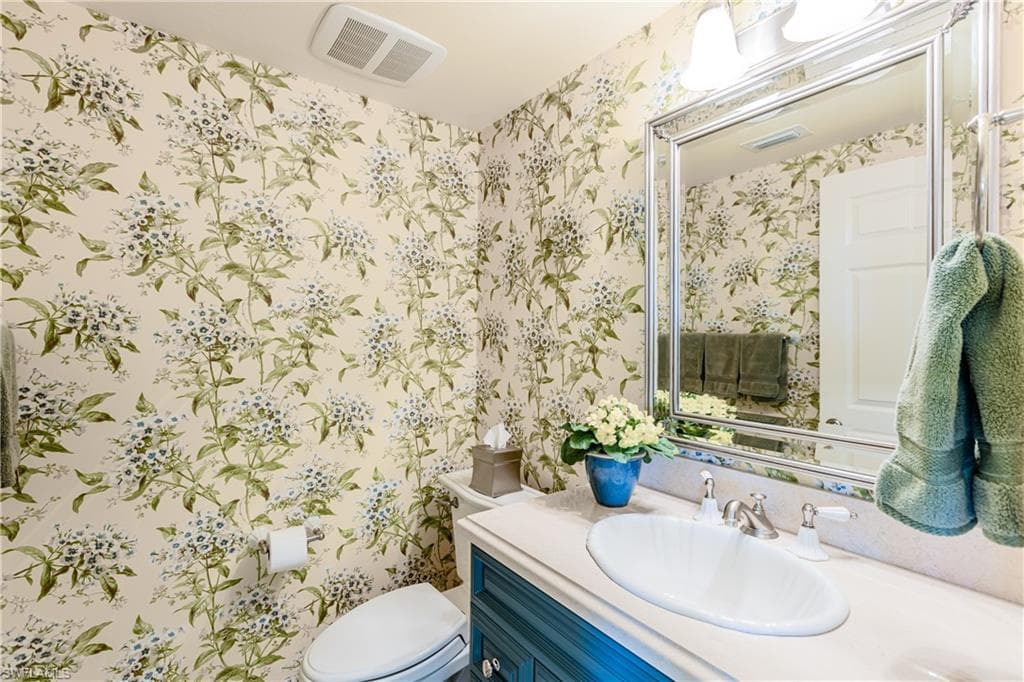1070 S Collier BLVD # 203, MARCO ISLAND FL 34145-16