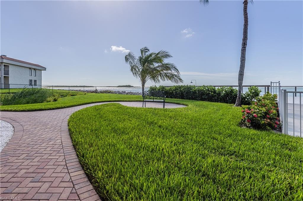 1070 S Collier BLVD # 203, MARCO ISLAND FL 34145-27