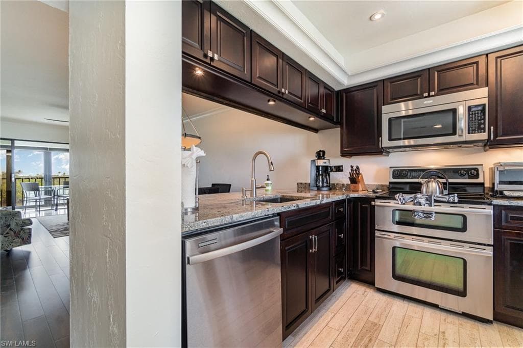 21470 Bay Village DR # 245, FORT MYERS BEACH FL 33931-1