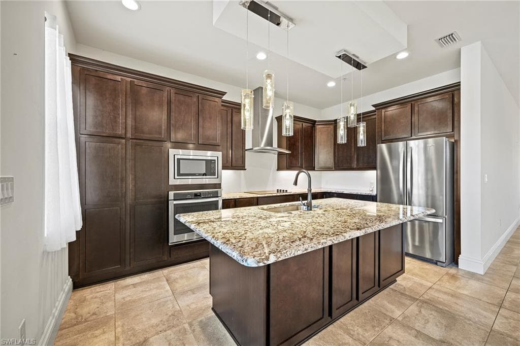 21460 Strada Nuova CIR # B307, ESTERO FL 33928-11