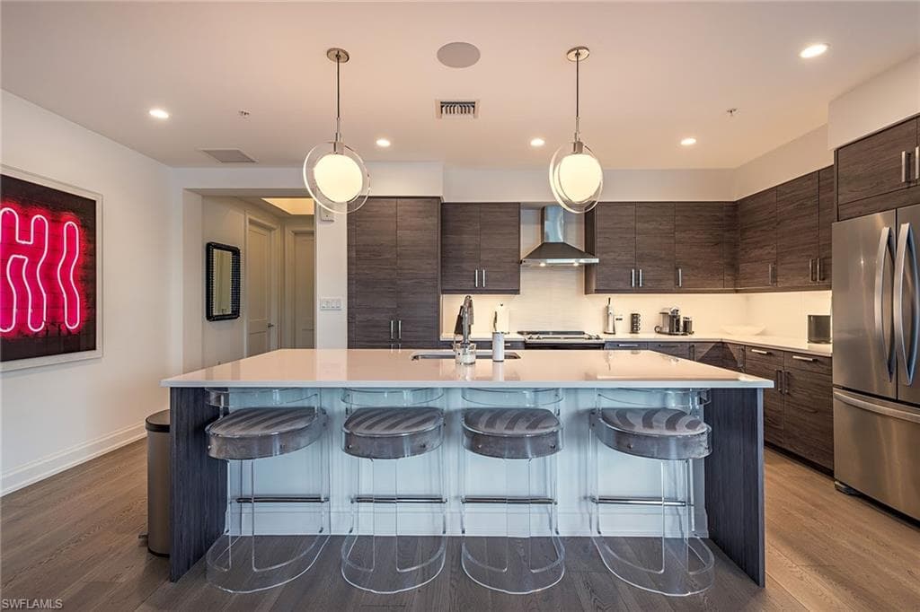 1111 Central AVE # 310, NAPLES FL 34135-2