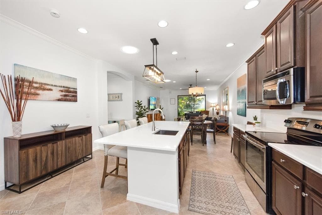 11086 St Roman WAY, BONITA SPRINGS FL 34135-8