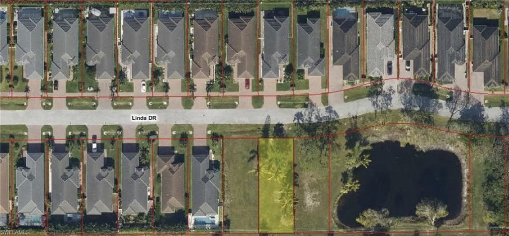 Linda DR, NAPLES FL 34112-6