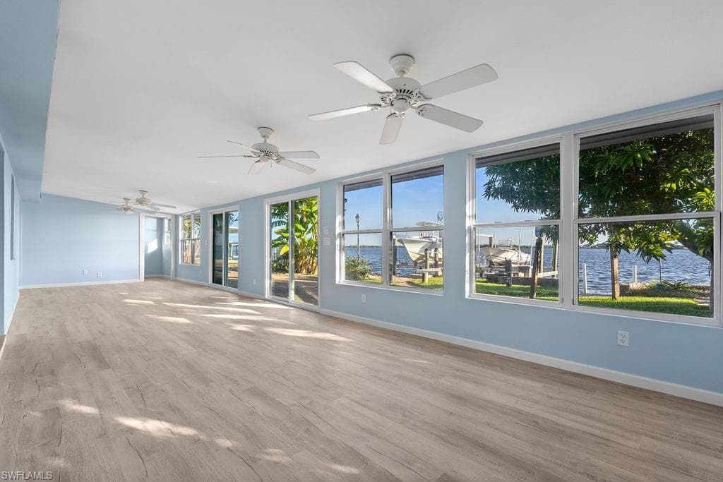 2504 Bayshore DR-20