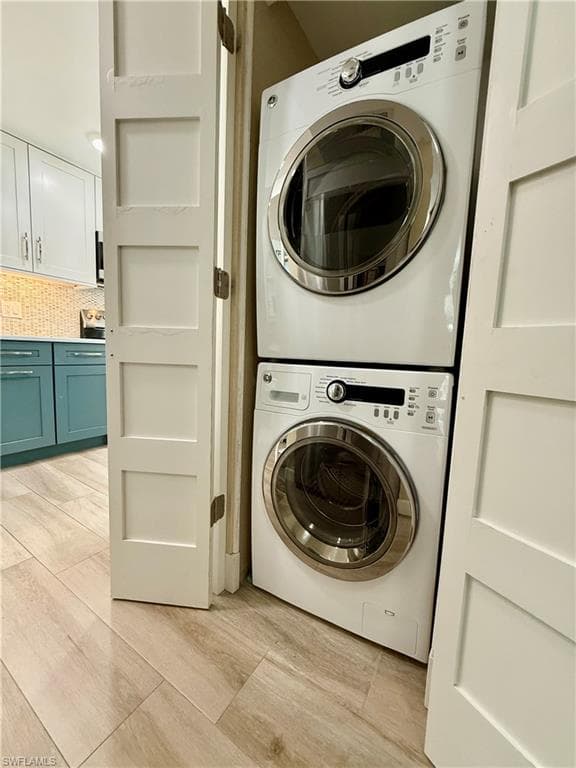 800 River Point DR # 534, NAPLES FL 34102-28