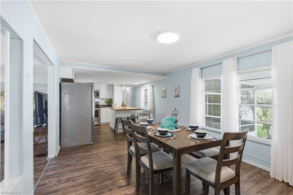 123 Cedar LN # 42, NAPLES FL 34114-11