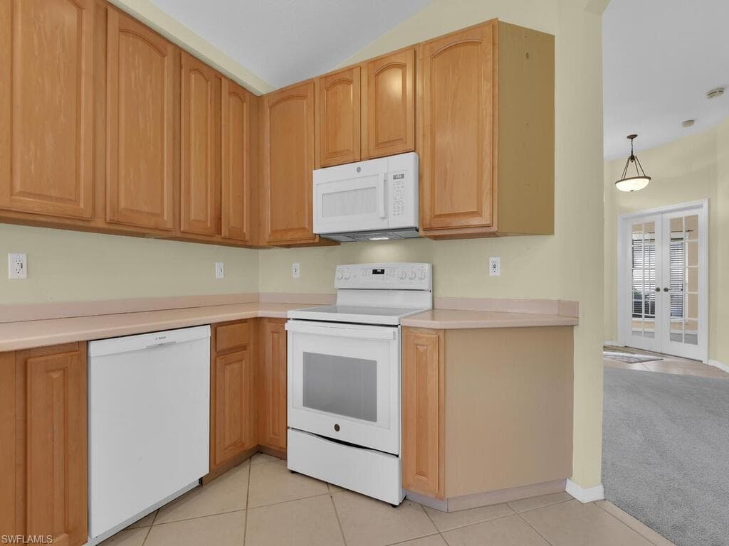 2012 Oxford Ridge CIR, LEHIGH ACRES FL 33973-6