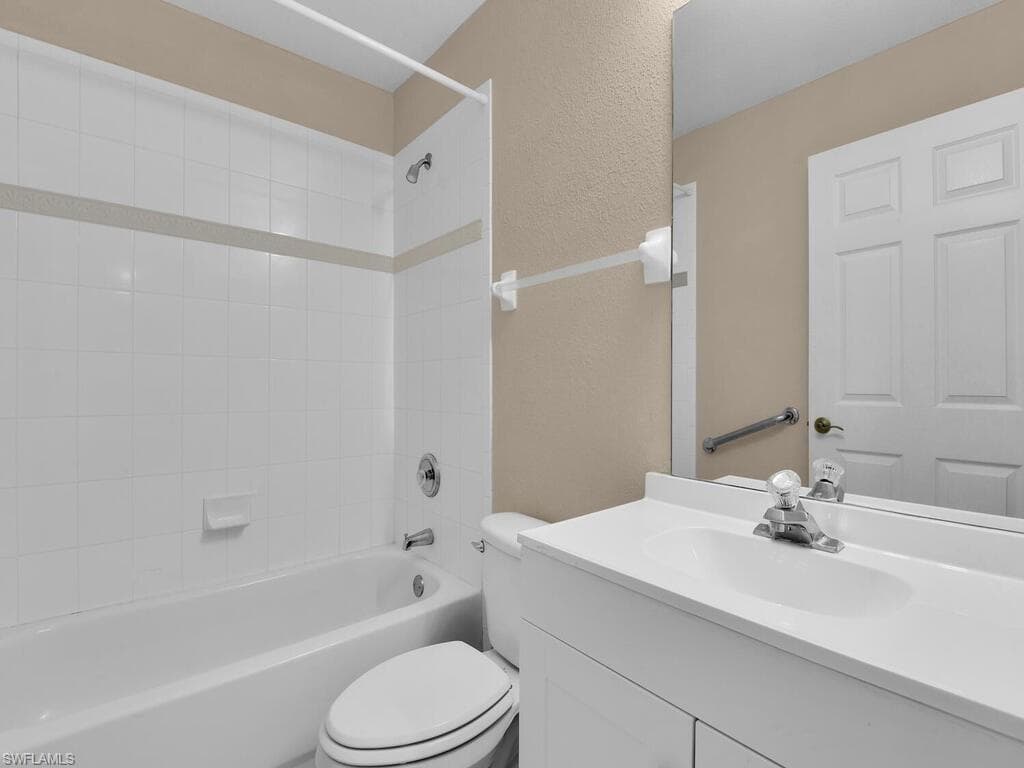 2012 Oxford Ridge CIR, LEHIGH ACRES FL 33973-20