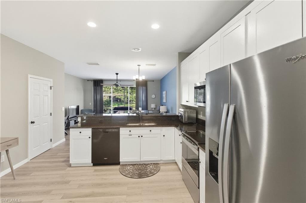 8461 Village Edge CIR # 2, FORT MYERS FL 33919-16