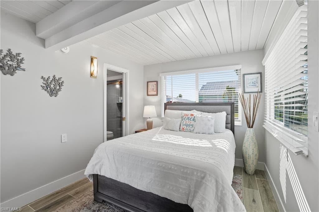 239 Curlew ST, FORT MYERS BEACH FL 33931-16