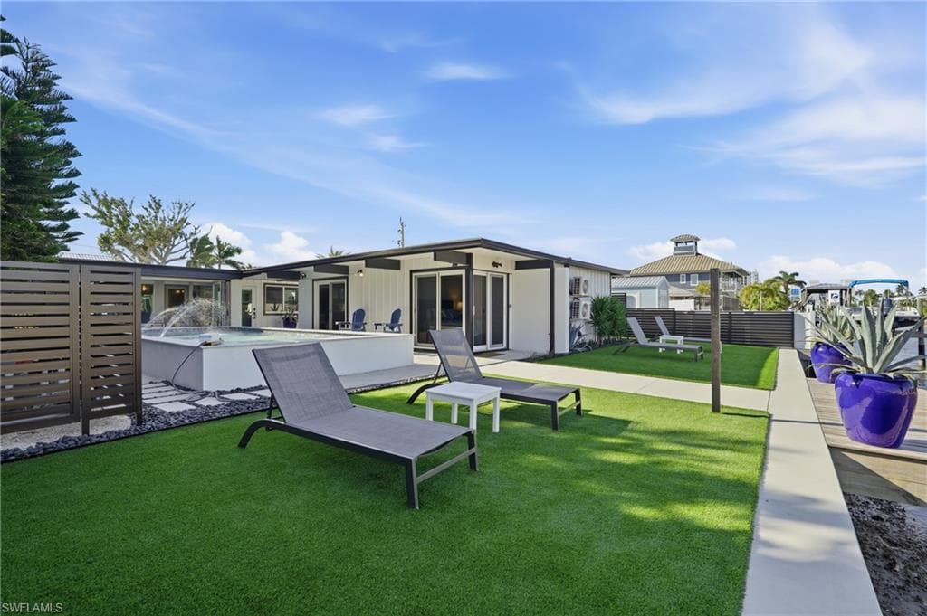 239 Curlew ST, FORT MYERS BEACH FL 33931-2