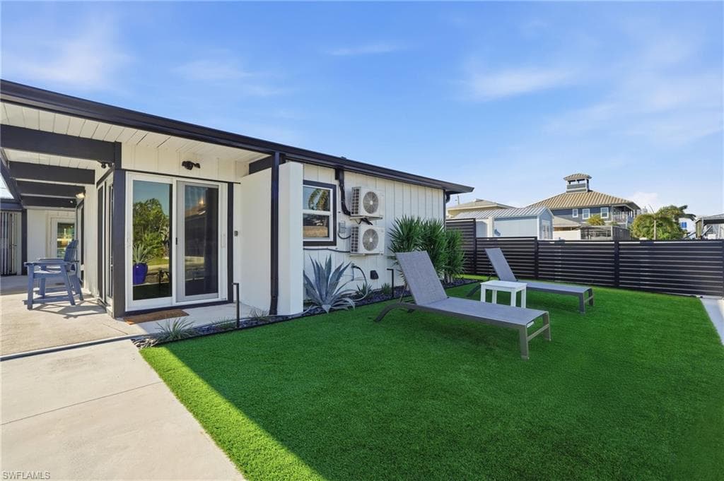 239 Curlew ST, FORT MYERS BEACH FL 33931-34