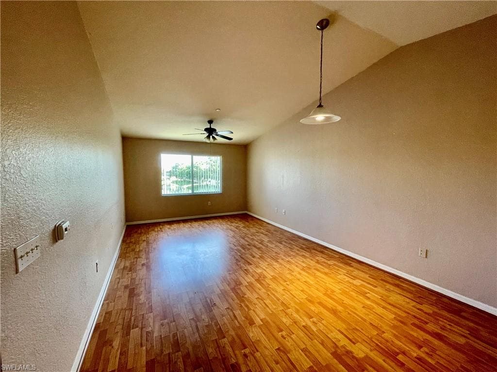 8274 Key Royal CIR # 1032, NAPLES FL 34119-5