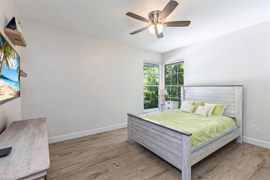 3618 Cottage Club LN, NAPLES FL 34105-13