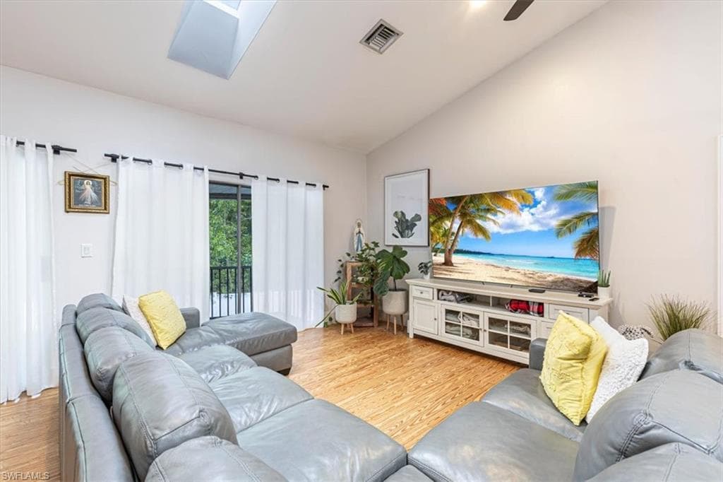 3618 Cottage Club LN, NAPLES FL 34105-7