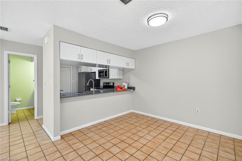 11653 Pointe Circle DR, FORT MYERS FL 33908-6