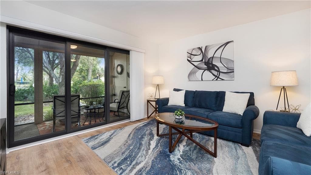 4957 Pepper CIR # C104, NAPLES FL 34113-5