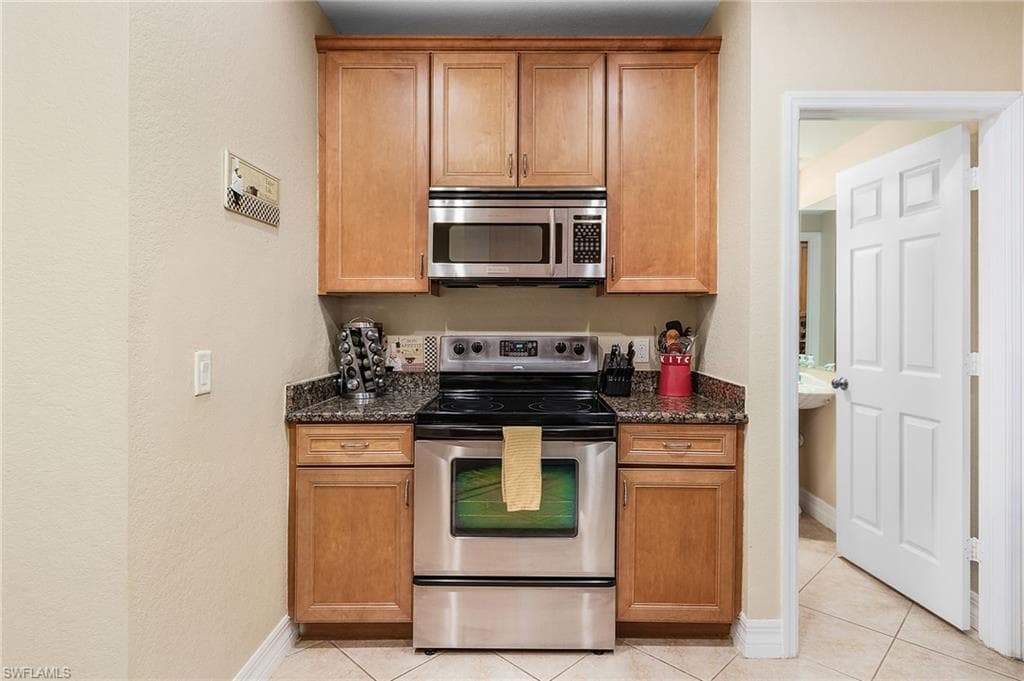 9817 Cristalino View WAY # 103, FORT MYERS FL 33908-11