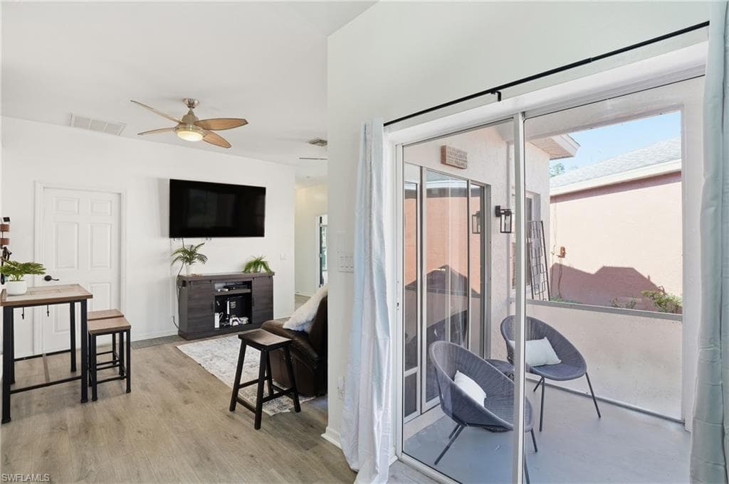 10733 Rio Mar CIR, ESTERO FL 33928-6