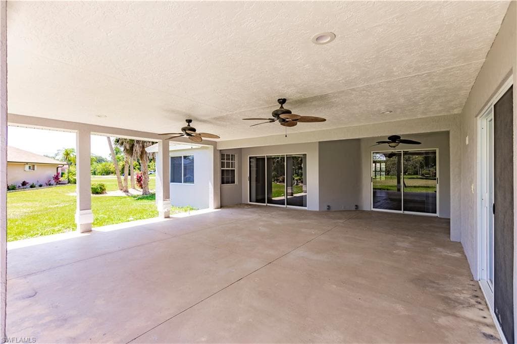 2615 6th ST W, LEHIGH ACRES FL 33971-40