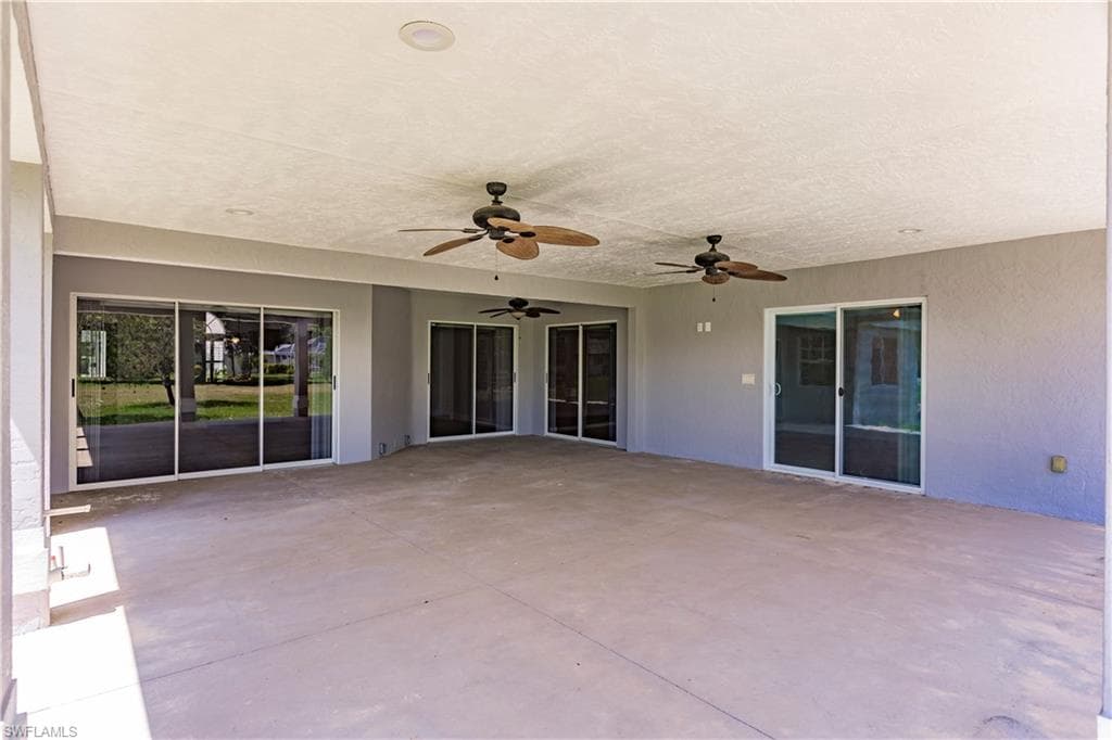 2615 6th ST W, LEHIGH ACRES FL 33971-39