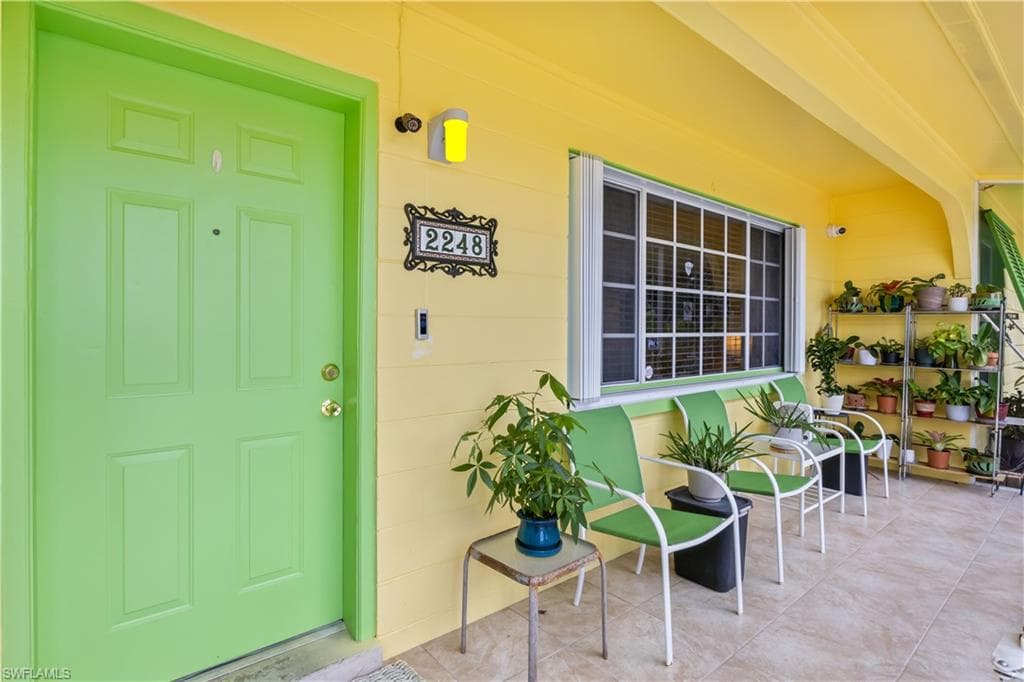 2248 Ephraim AVE, FORT MYERS FL 33907-4