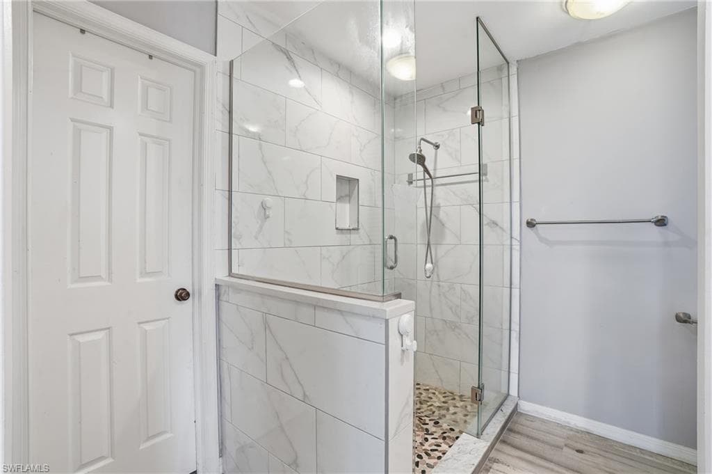 9542 Campbell CIR, NAPLES FL 34109-16