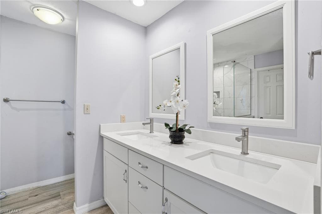 9542 Campbell CIR, NAPLES FL 34109-15