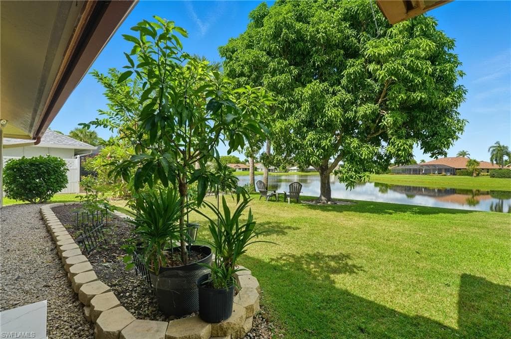 9542 Campbell CIR, NAPLES FL 34109-23