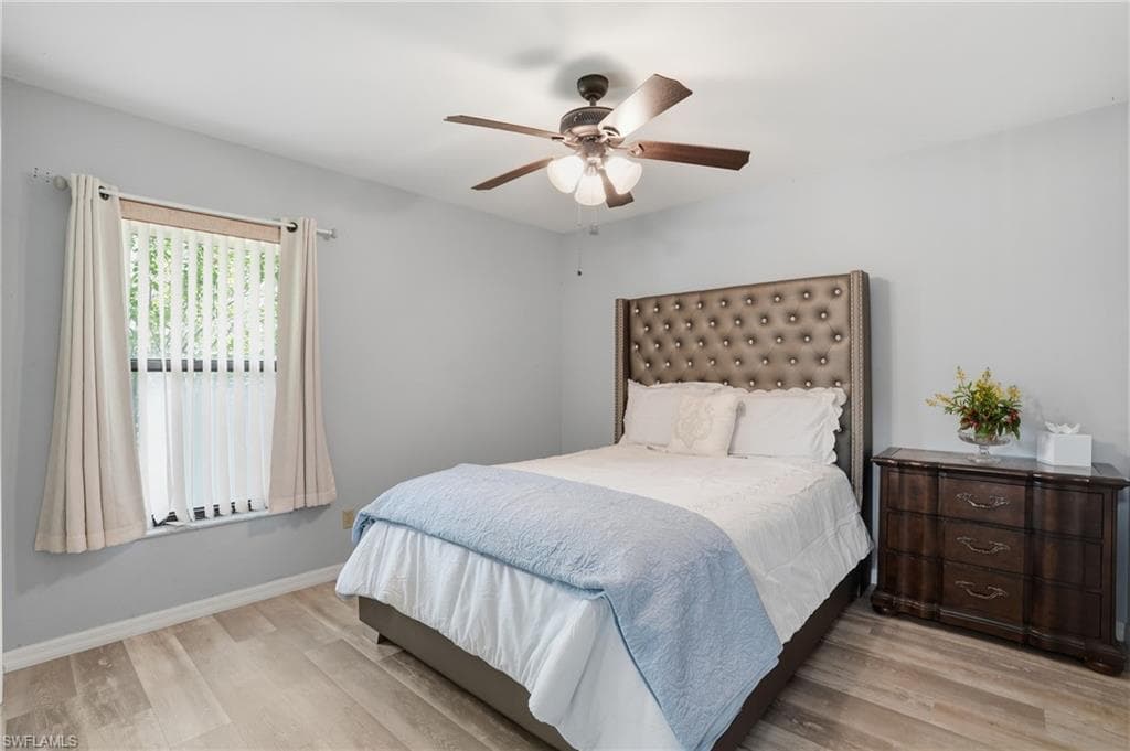 9542 Campbell CIR, NAPLES FL 34109-17