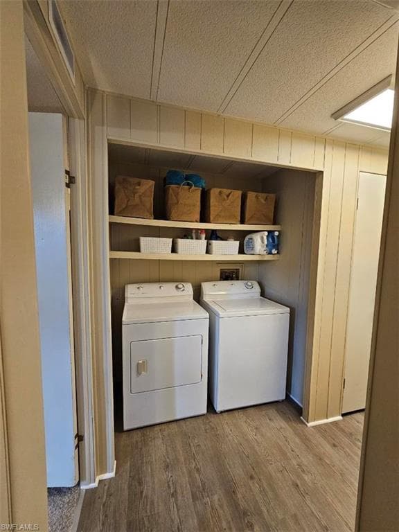 515 Blossom CT, NORTH FORT MYERS FL 33917-13