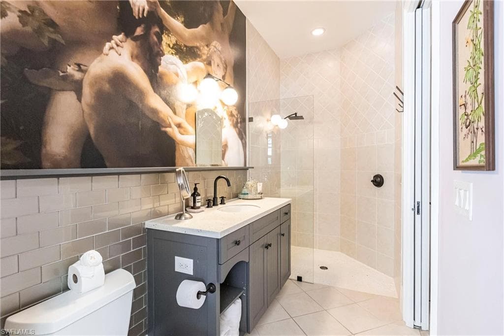 3841 River Point DR, FORT MYERS FL 33905-28